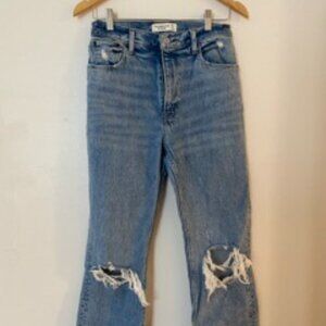 Abercrombie 90s Straight Ultra High Rise Jeans size 27
